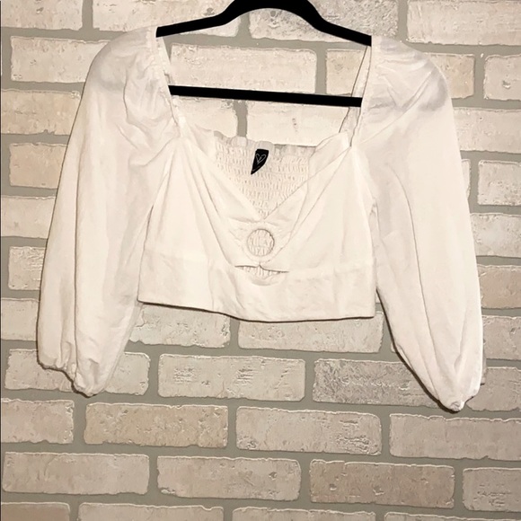 Sweet little white linen top - Picture 1 of 2
